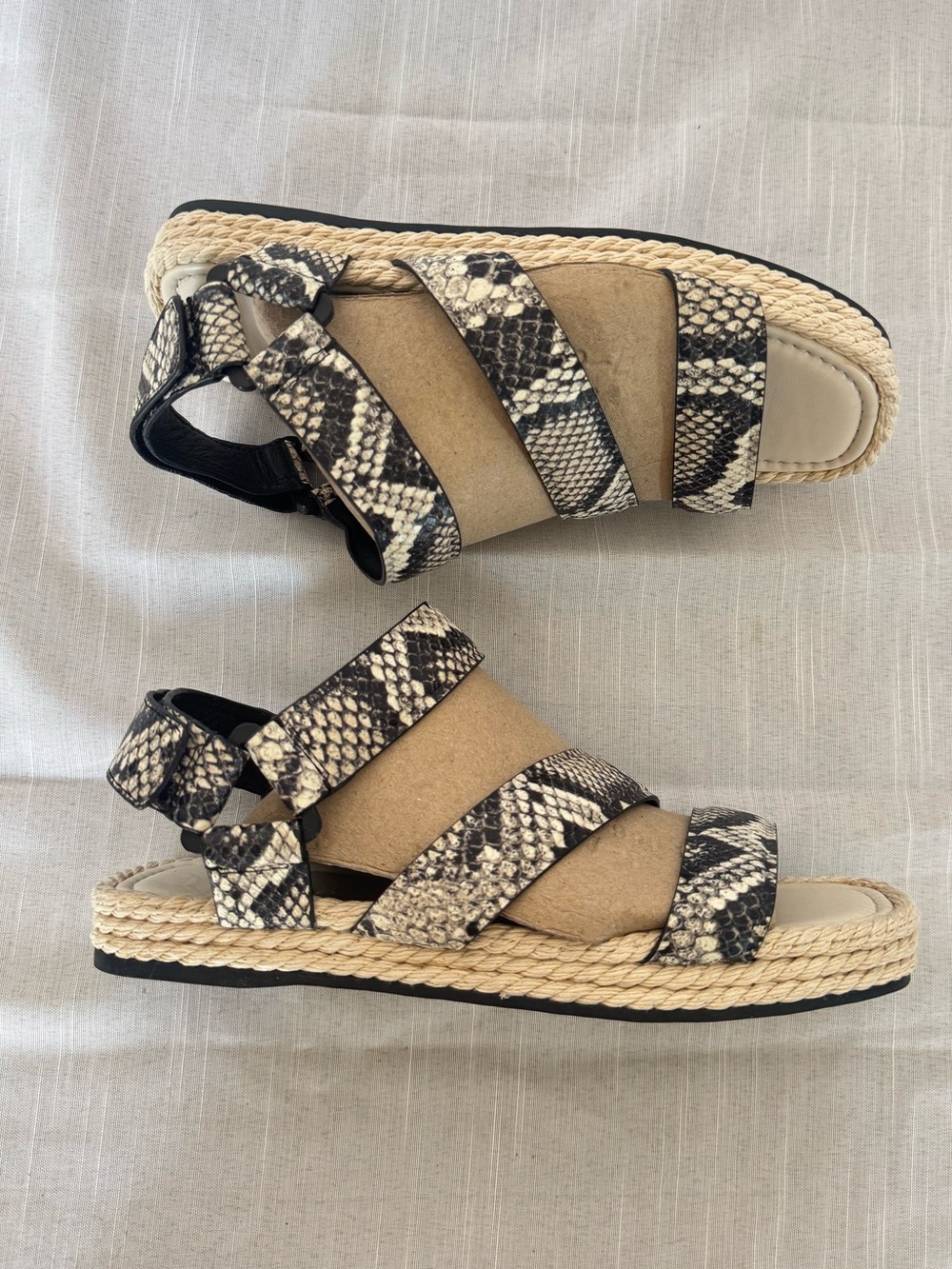 NWOT Vince Elian Women's Snake Embossed Leather Espadrille Sandals  Size 6.5